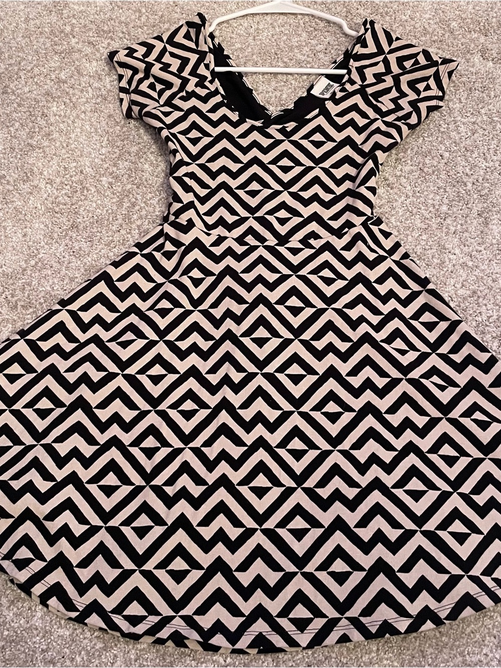 PINK Victoria’s Secret Geometric Open Back Fit & Flare Dress – XS